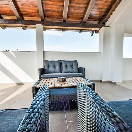 Zubcic-2 By Interhome Апартаменты