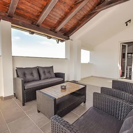 Zubcic-2 By Interhome Sikovo