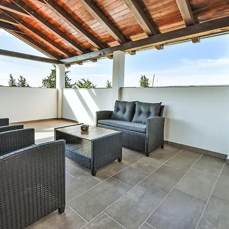 Апартаменты Zubcic-2 By Interhome