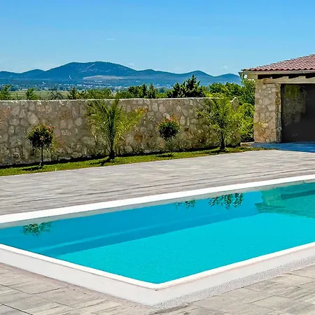 Zubcic-2 By Interhome *