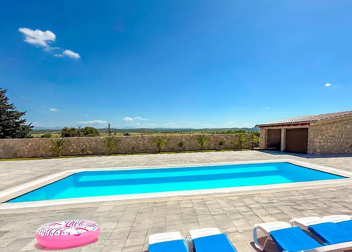 Zubcic-2 By Interhome Lägenhet